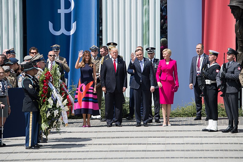 800px-President_Trumps_Trip_to_Poland_(34920988424)