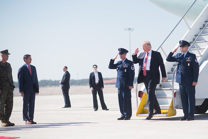 Trump_visits_MacDill_Air_Force_Base_(32376482540)